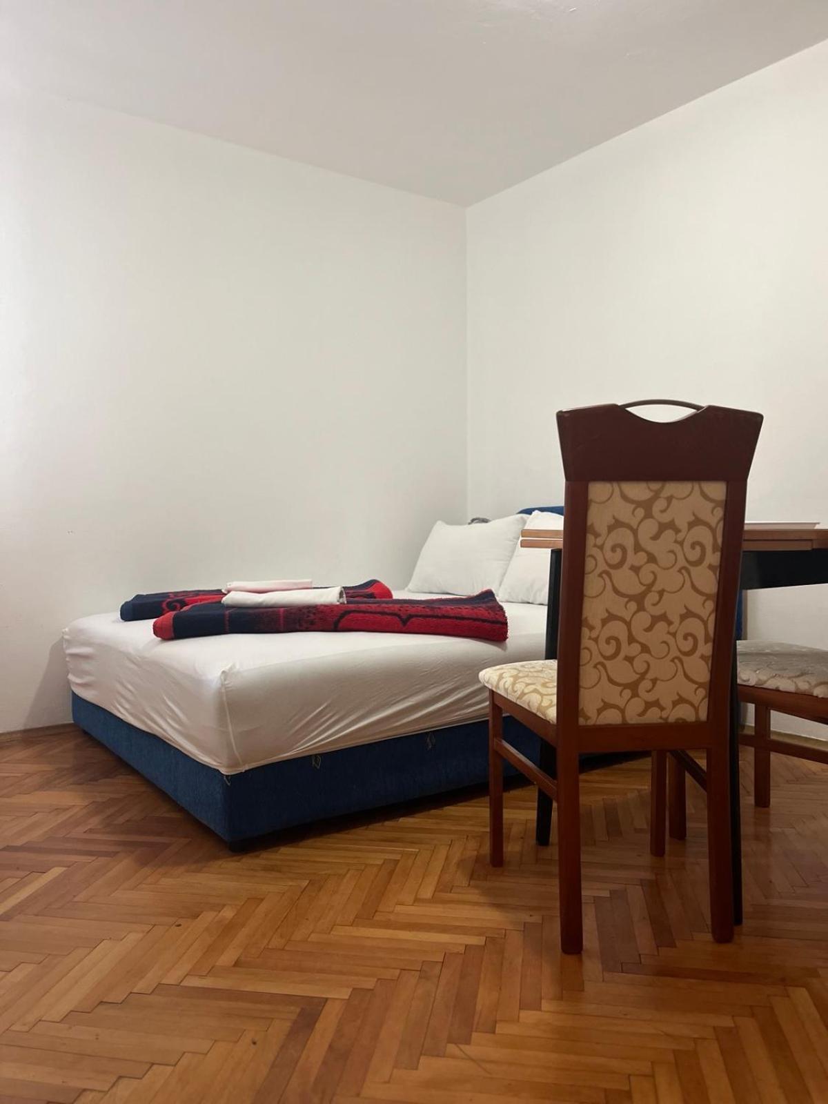 Apartments And Room Mv Petrovac Zewnętrze zdjęcie