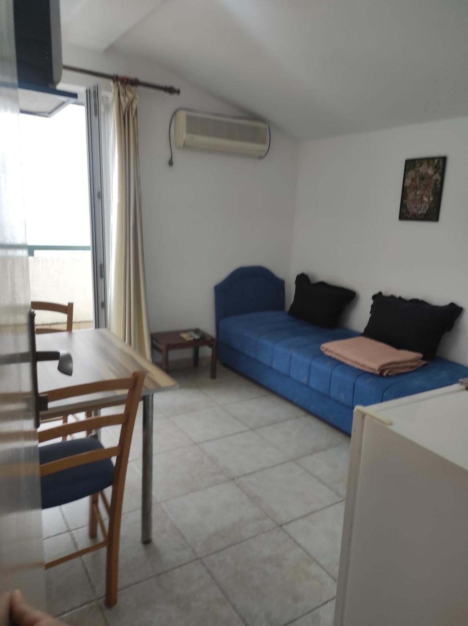 Apartments And Room Mv Petrovac Zewnętrze zdjęcie