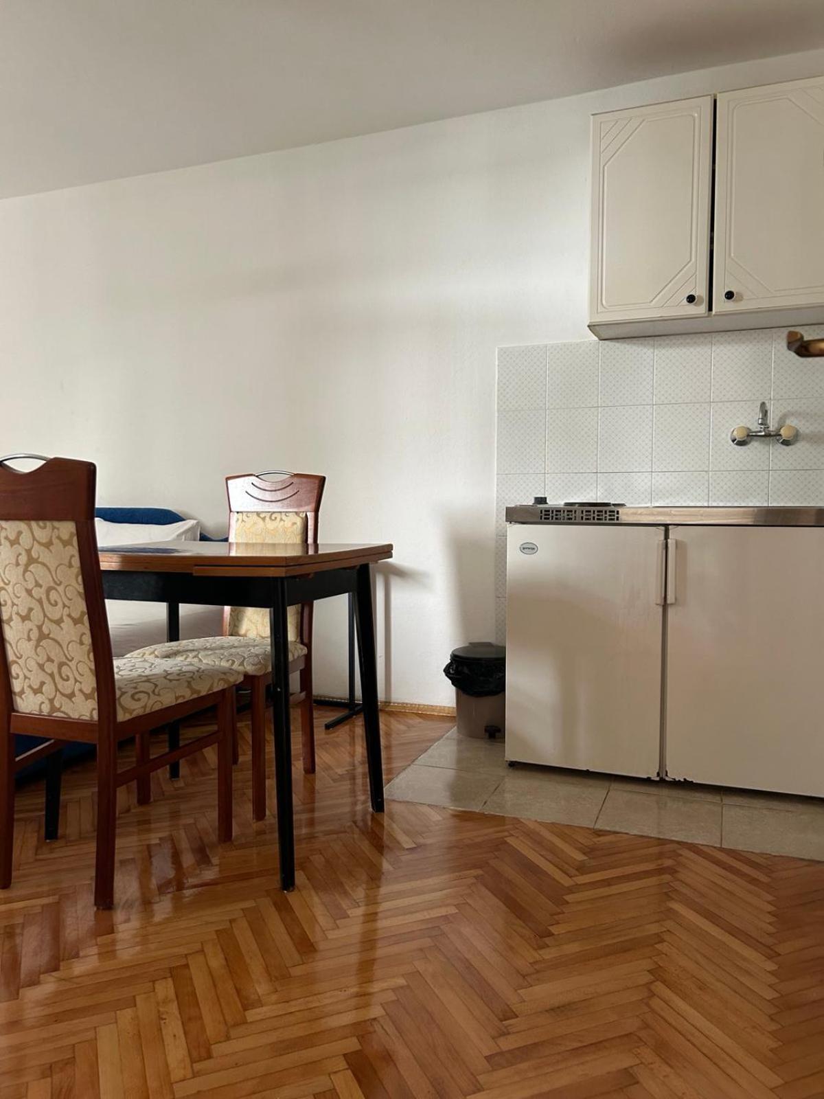Apartments And Room Mv Petrovac Zewnętrze zdjęcie